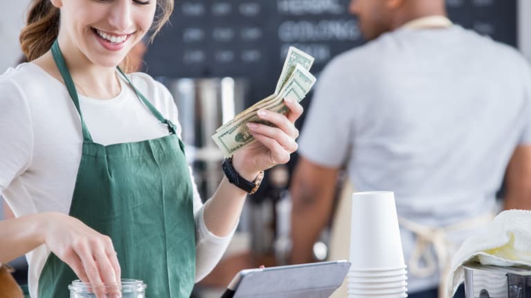 Weekly Tip-Pooling Policy Doesn’t Violate California Labor Code – HELP